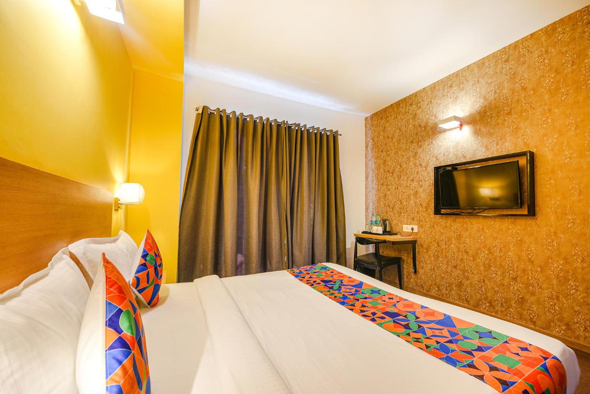 Fabhotel Old Meple Leaf Gurgaon Esterno foto